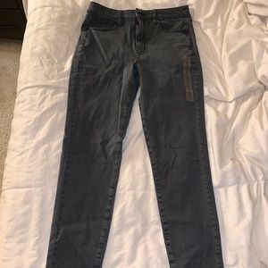 AE Grey Super High-Waisted Jegging (Extra Long)